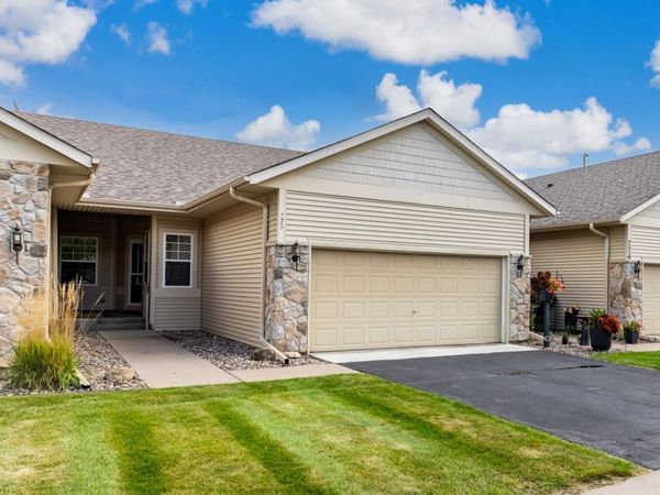 776 Meredith Circle, River Falls, WI 54022