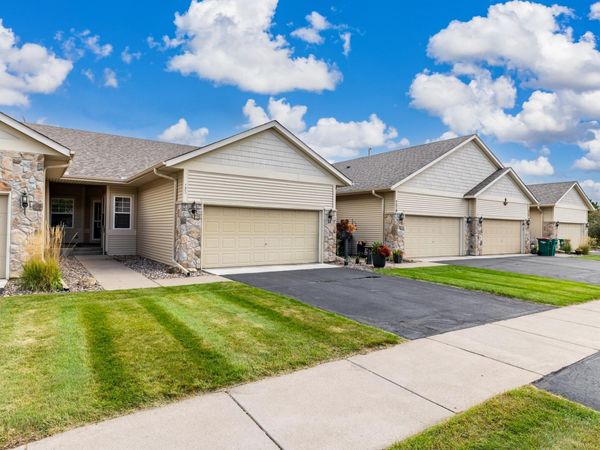 776 Meredith Circle, River Falls, WI 54022