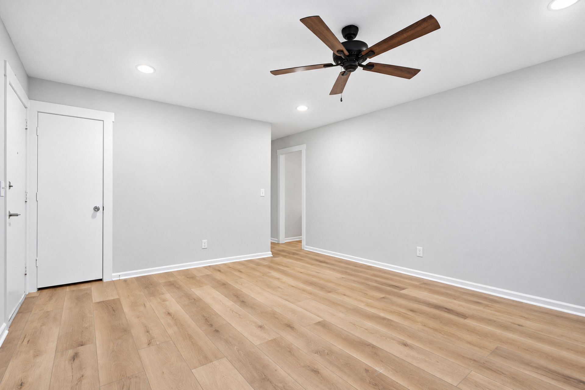 127 Clay Street Photo 19