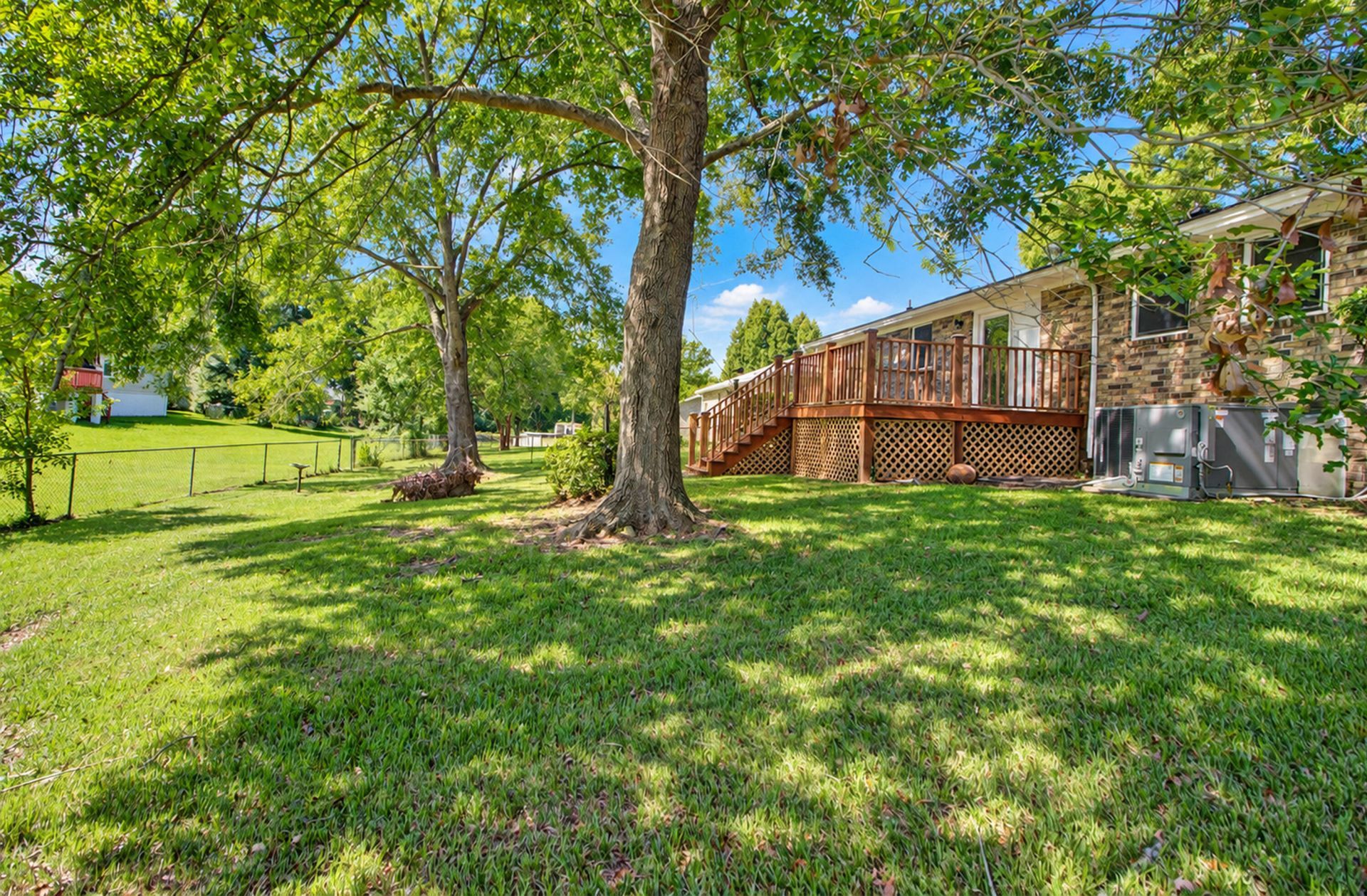 127 Clay Street Photo 33