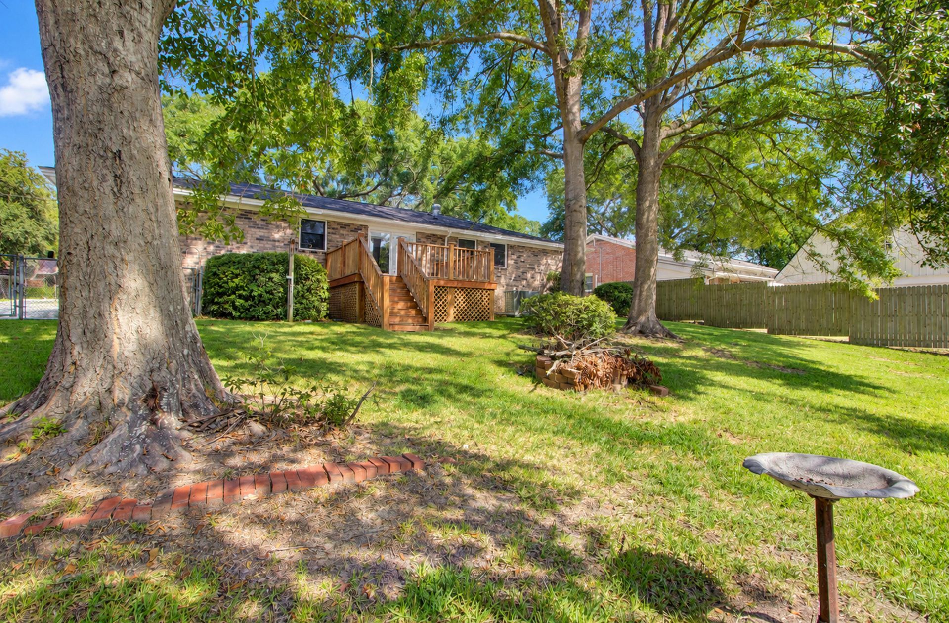 127 Clay Street Photo 35