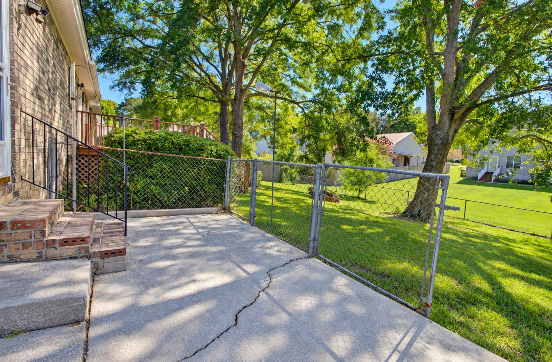 127 Clay Street Photo 40