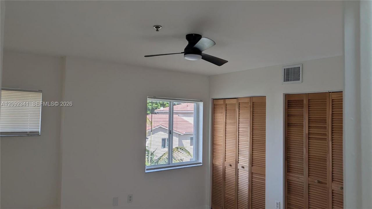 208 Riviera Cir , Unit 67-10, Weston, FL 33326 Photo