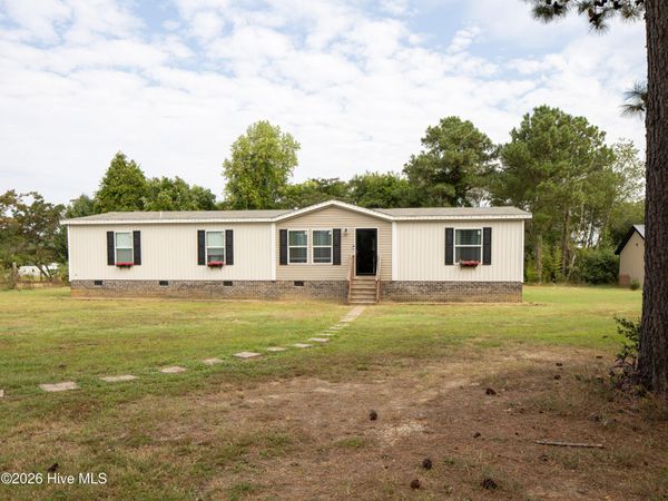 107 Lori Lane , Dunn, NC 28334