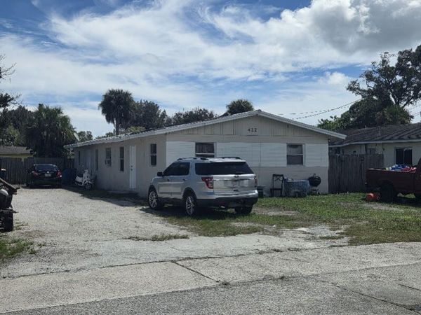 422 N 18TH N Street, Fort Pierce, FL 34950