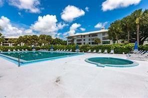 3636 Whitehall Drive, Unit 305, West Palm Beach, FL 33401 Photo