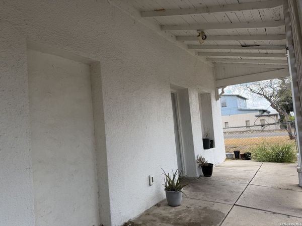 714 Webster St, Eagle Pass, TX 78852