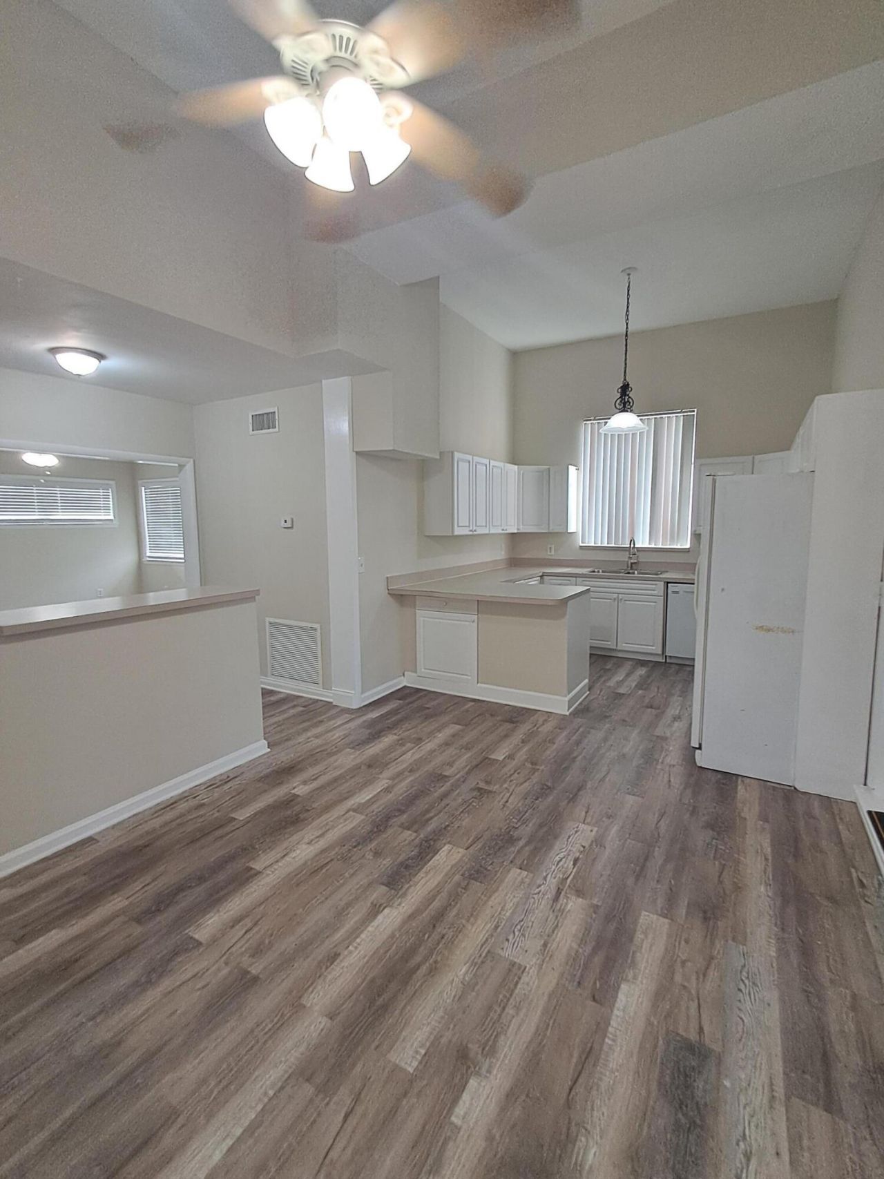 1140 Hernando Street, Unit B, Fort Pierce, FL 34949 Photo