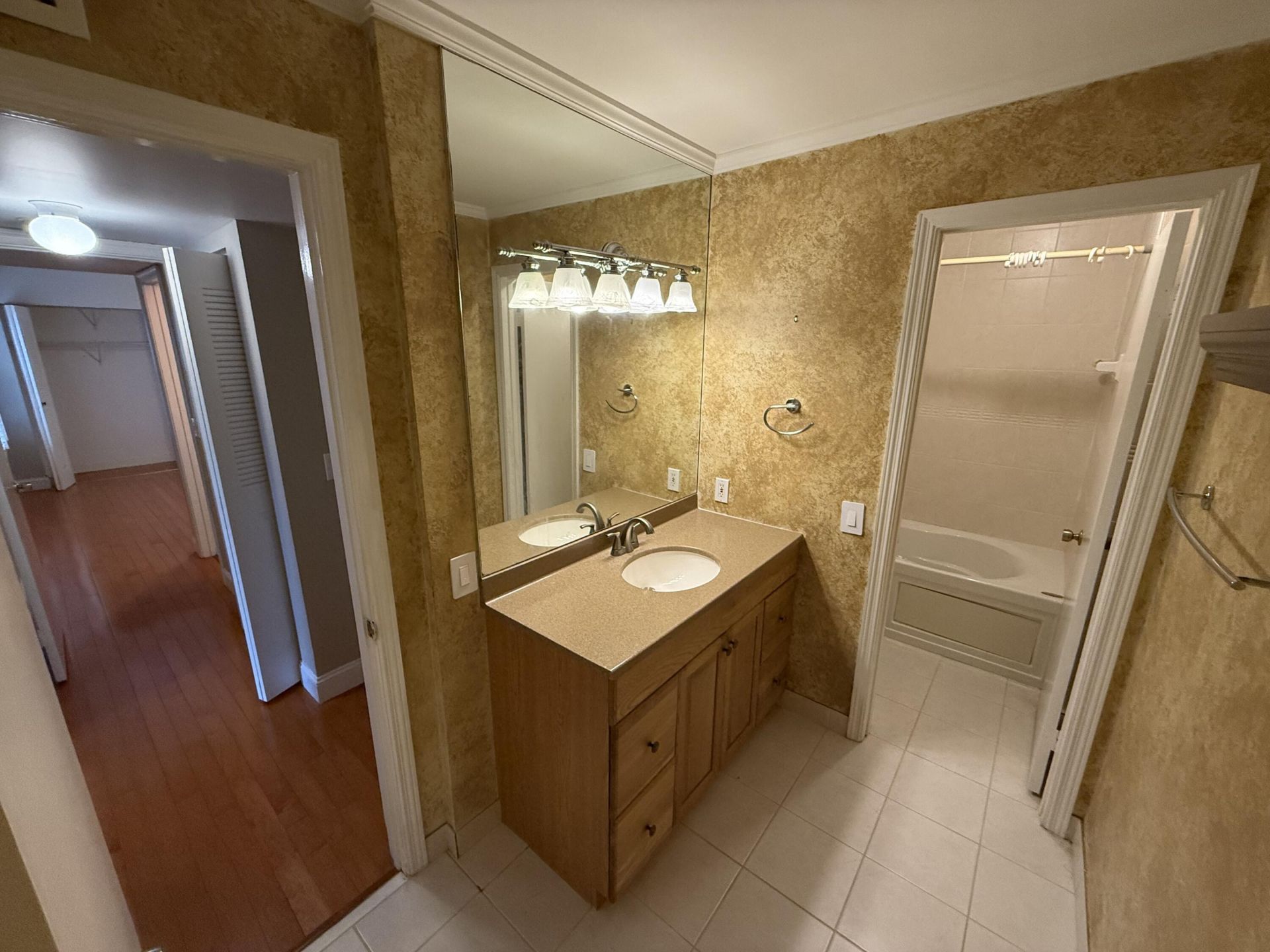 7585 Courtyard Run W, Boca Raton, FL 33433 Photo