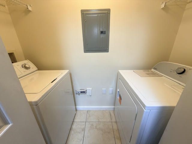 8201 Myrtlewood Circle W, Unit 201, Palm Beach Gardens, FL 33418 Photo