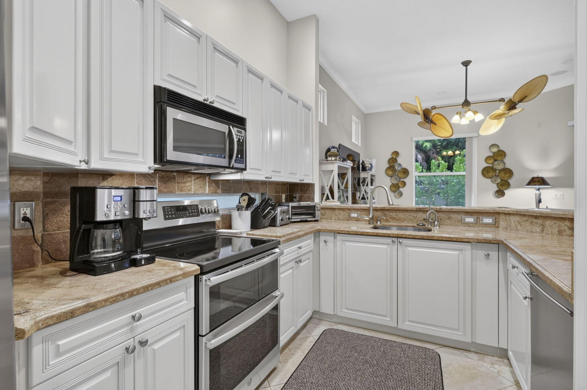 7670 Jasmine Court, West Palm Beach, FL 33412 Photo