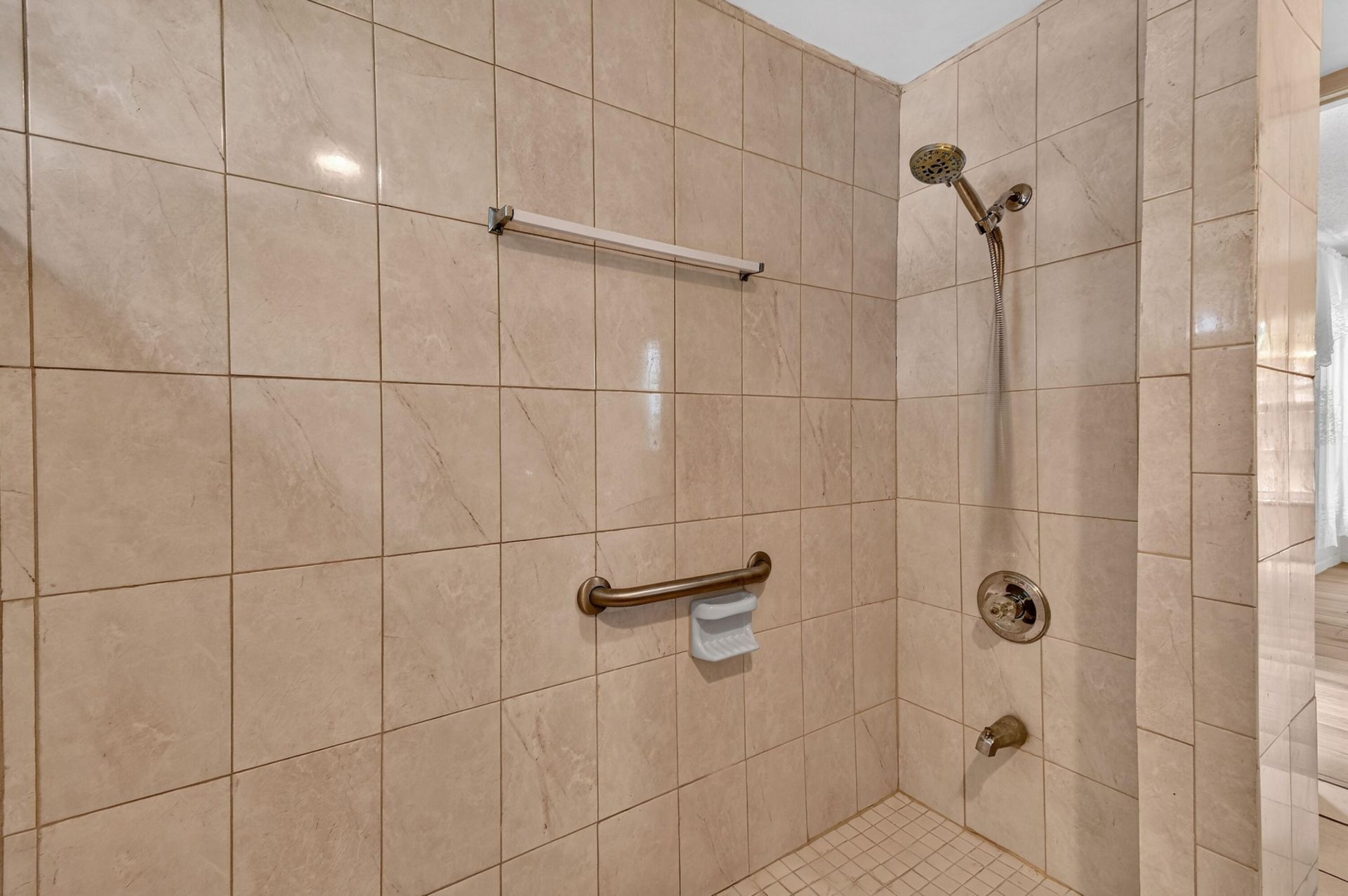 1102 Westchester Drive E, West Palm Beach, FL 33417 Photo