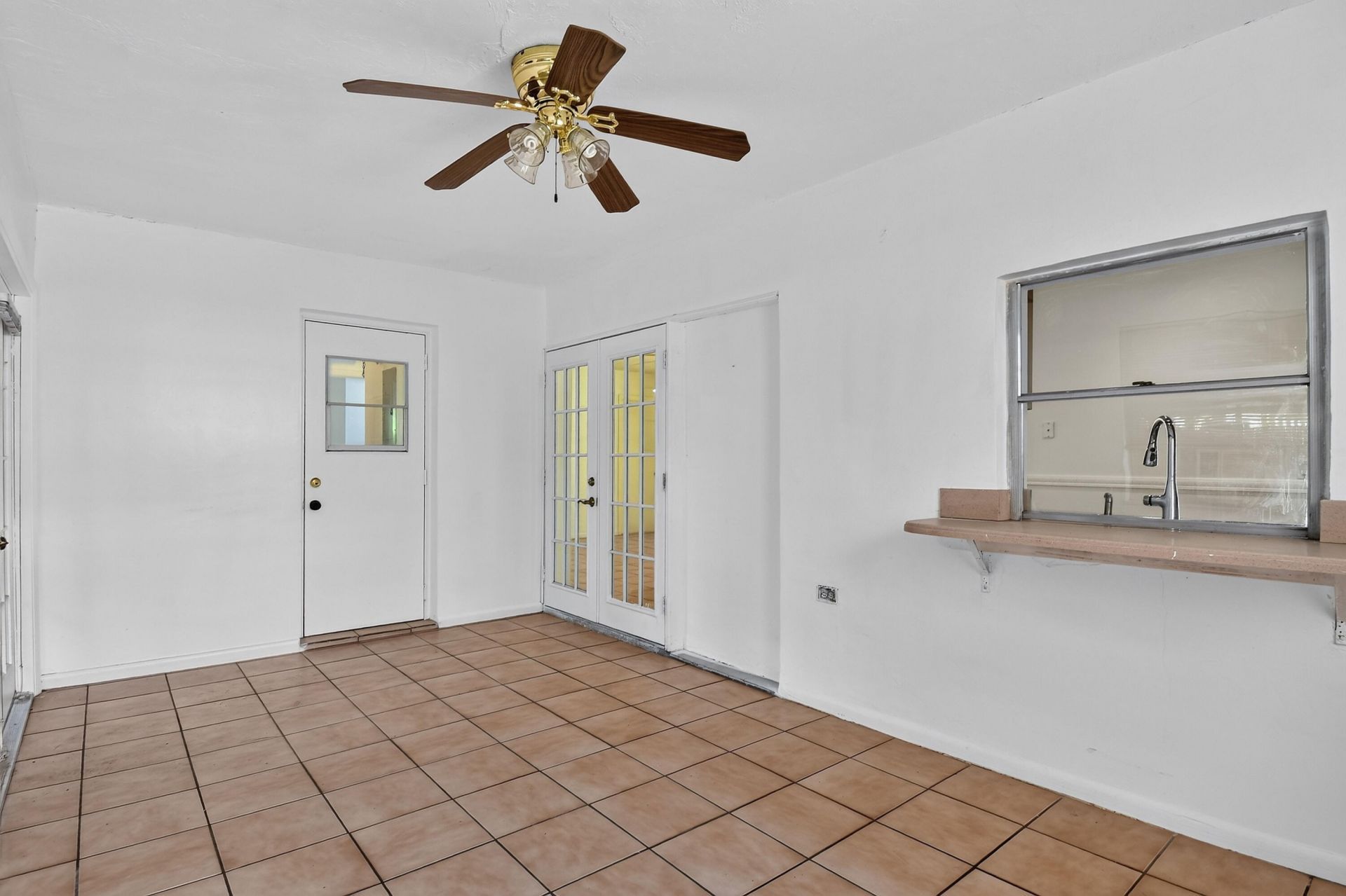 1102 Westchester Drive E, West Palm Beach, FL 33417 Photo