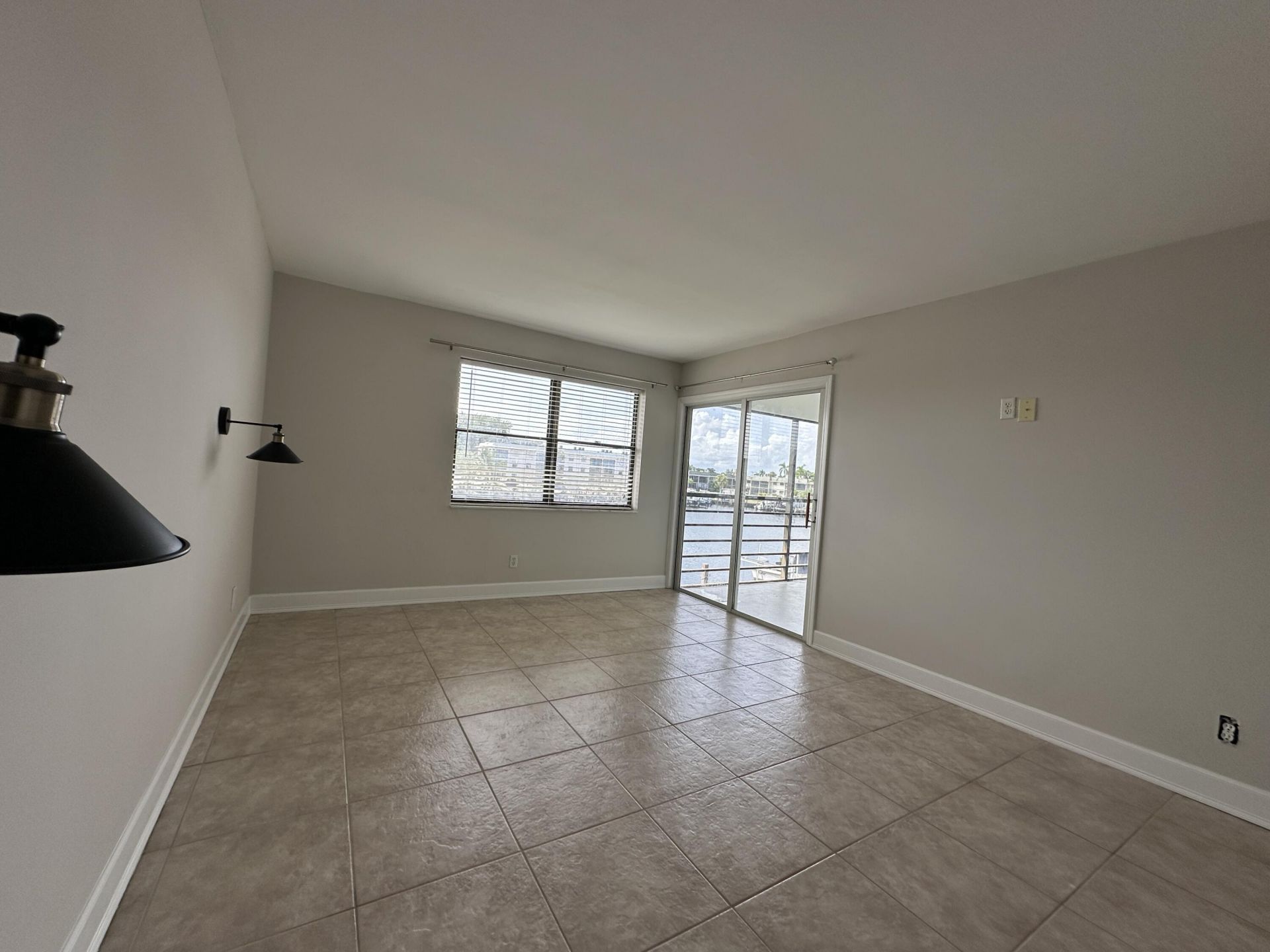 309 Lake Circle, Unit 202, North Palm Beach, FL 33408 Photo