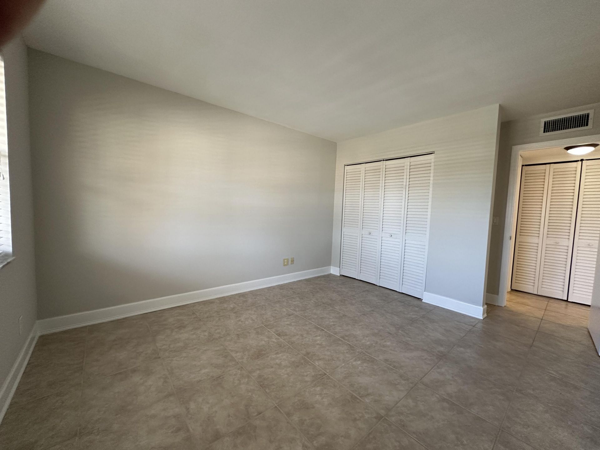 309 Lake Circle, Unit 202, North Palm Beach, FL 33408 Photo