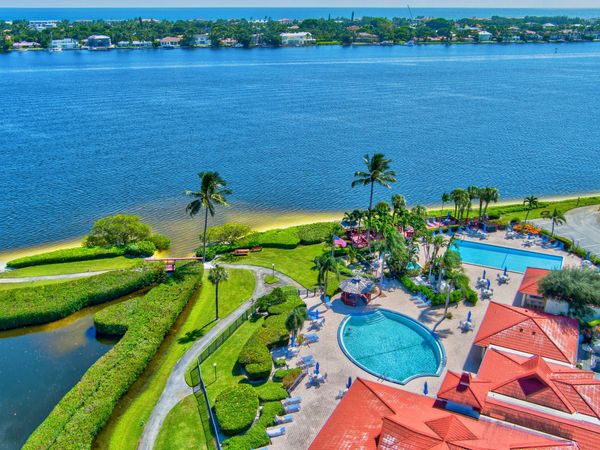 104 Half Moon Circle, Unit #A3, Hypoluxo, FL 33462