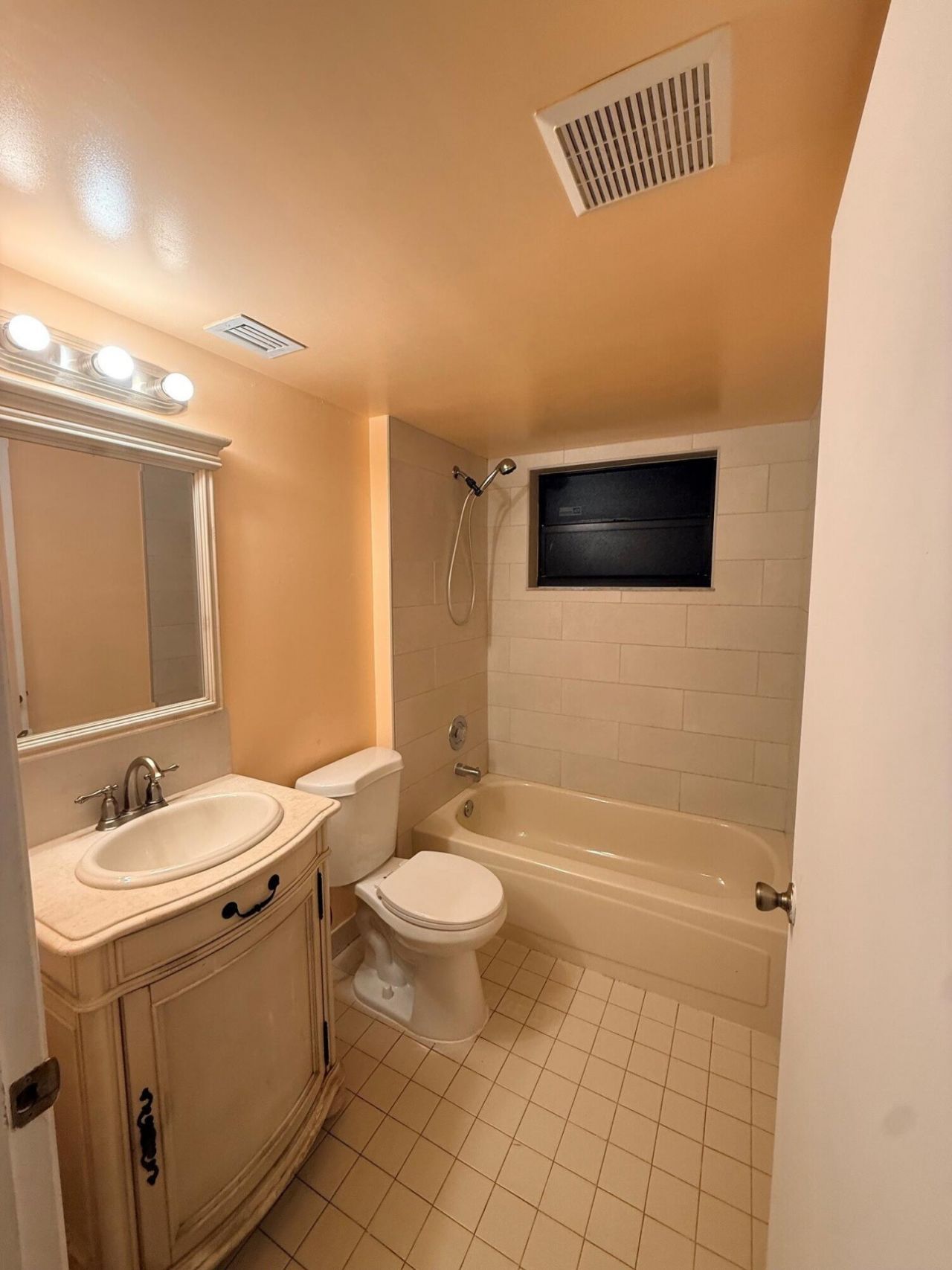 7406 Woodmont Avenue, Unit 106, Tamarac, FL 33321 Photo