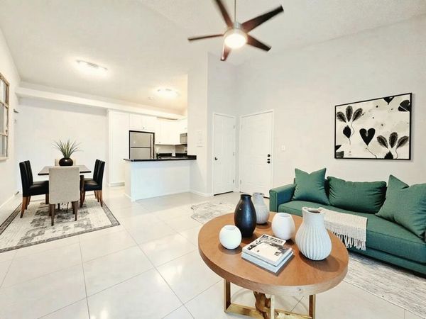 911 LYONS Road, Unit 2204, Coconut Creek, FL 33063