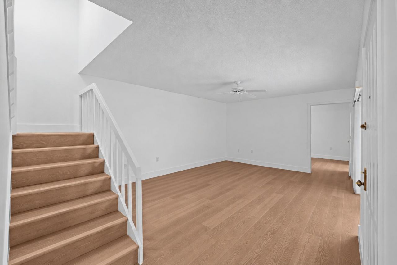 1611 16th Terrace, Palm Beach Gardens, FL 33418 Photo