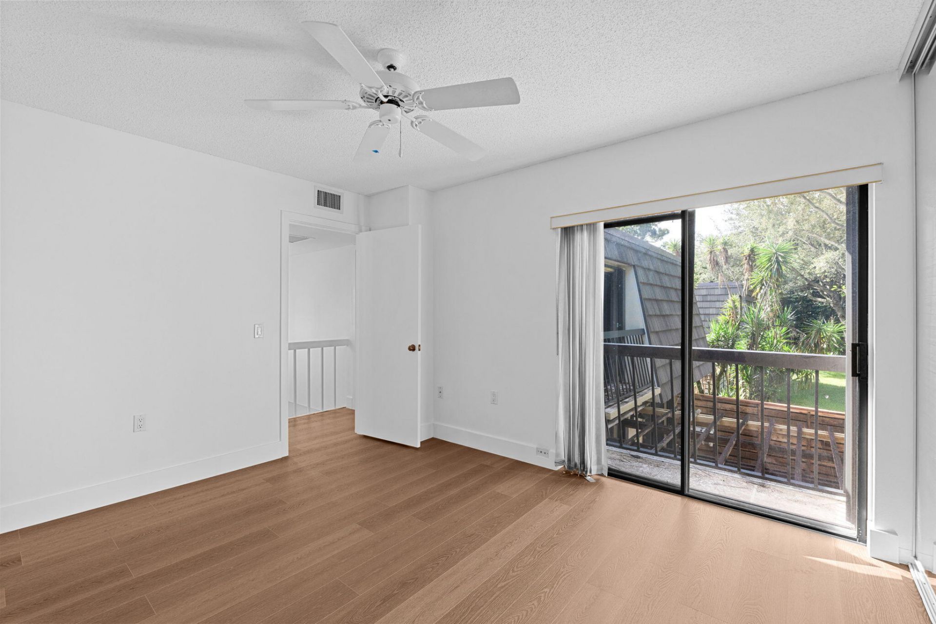 1611 16th Terrace, Palm Beach Gardens, FL 33418 Photo