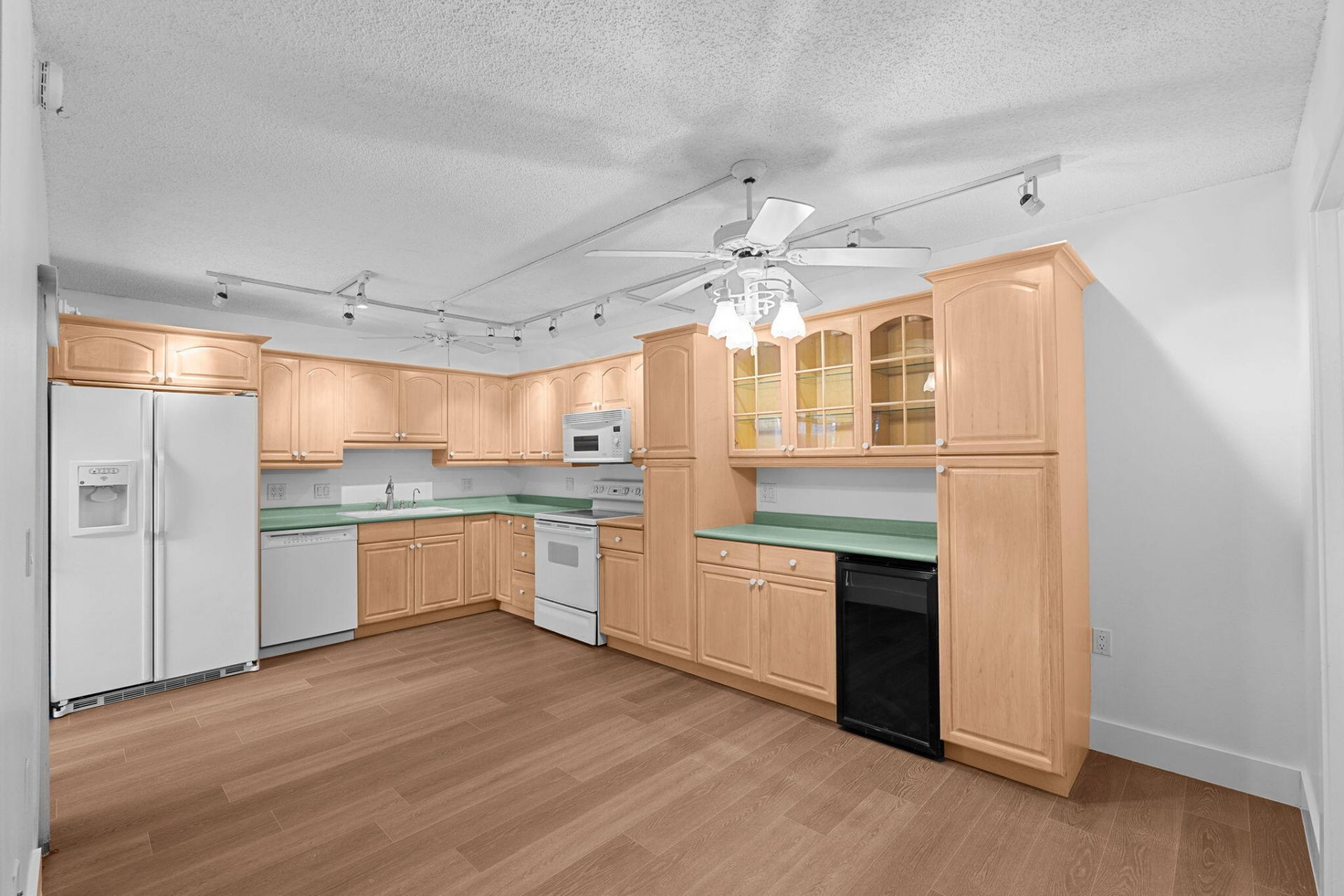 1611 16th Terrace, Palm Beach Gardens, FL 33418 Photo
