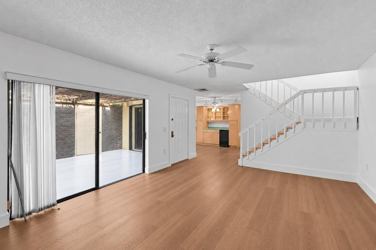 1611 16th Terrace, Palm Beach Gardens, FL 33418 Photo