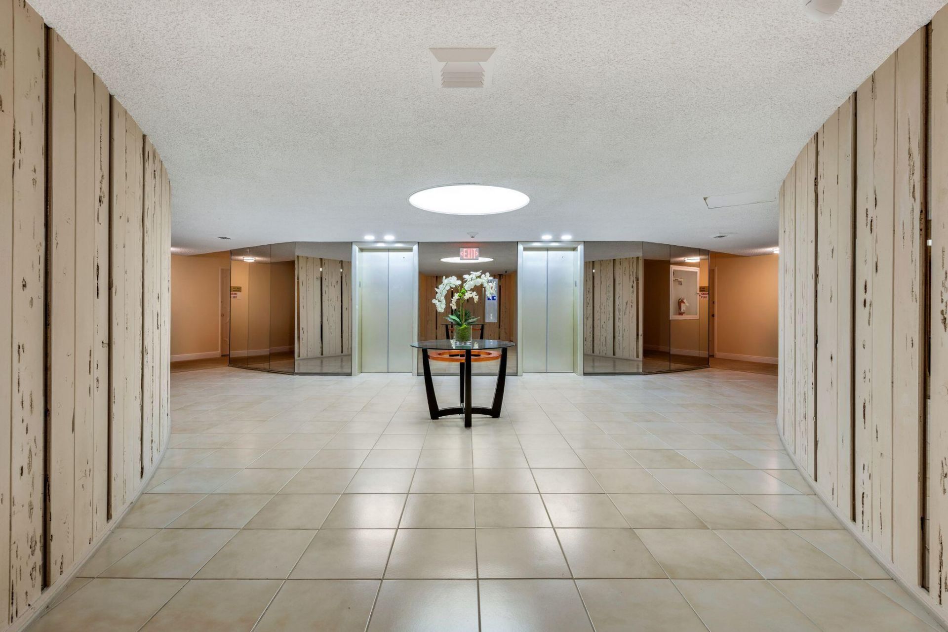 2295 S Ocean Boulevard, Unit 517, Palm Beach, FL 33480 Photo