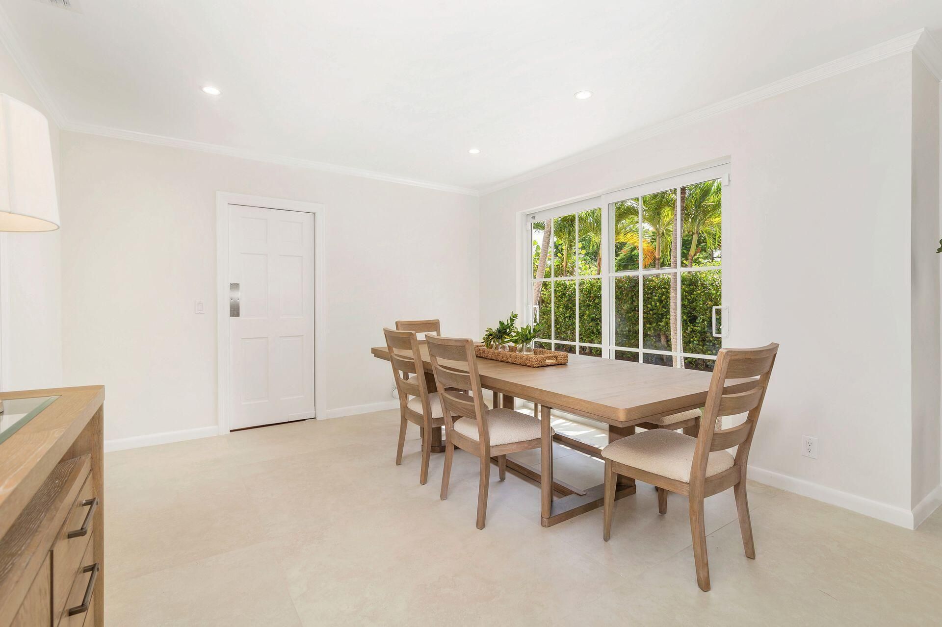 145 Seville Road, West Palm Beach, FL 33405 Photo