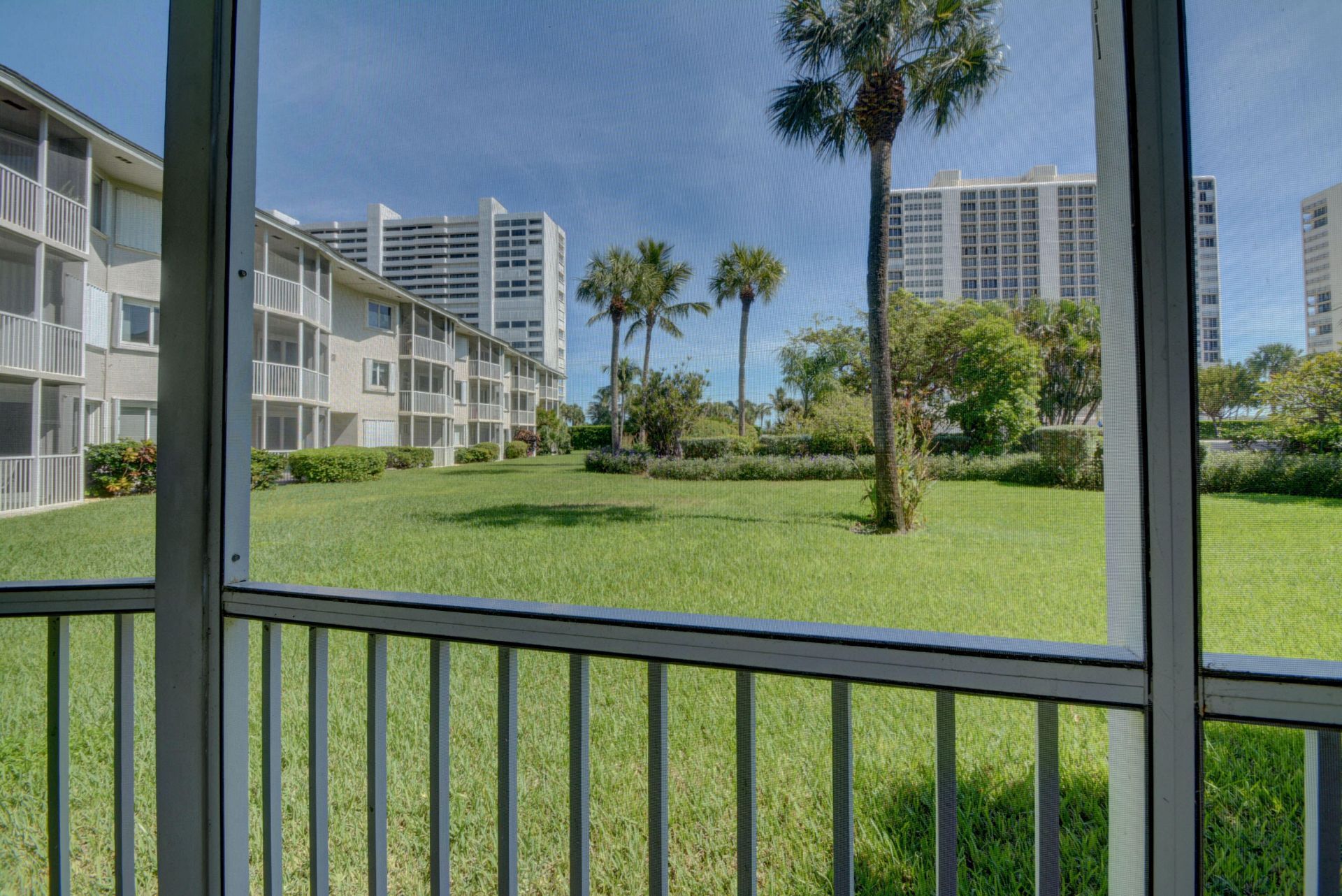 2730 Banyan Road, Unit b-1, Boca Raton, FL 33432 Photo