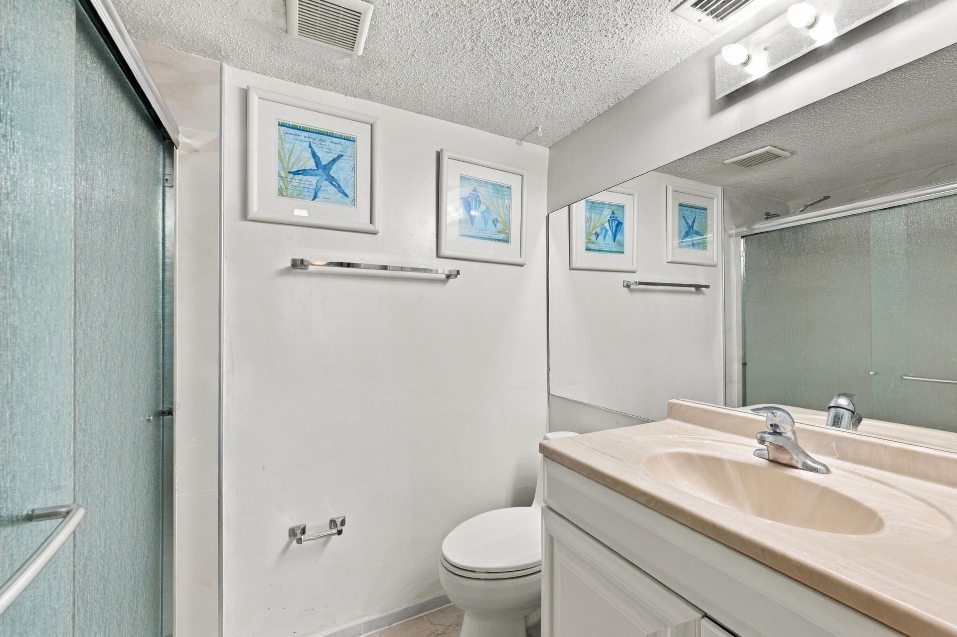3909 N Ocean Boulevard, Unit 410, Fort Lauderdale, FL 33308 Photo