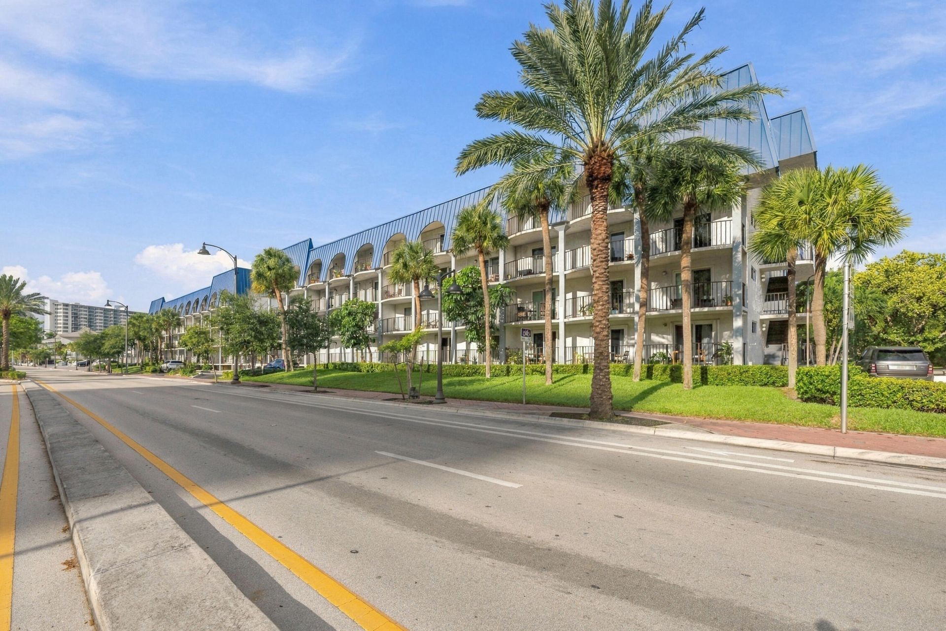 3909 N Ocean Boulevard, Unit 410, Fort Lauderdale, FL 33308 Photo