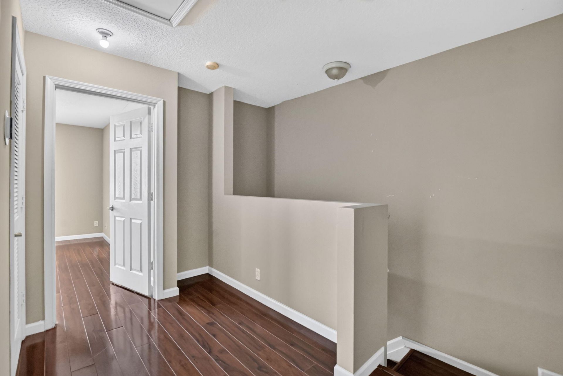 2557 Riverside Drive, Coral Springs, FL 33065 Photo