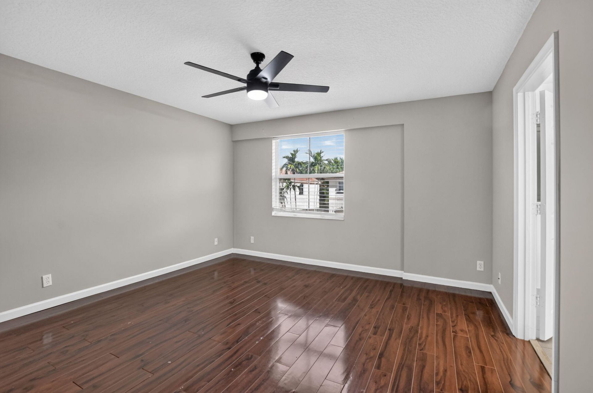 2557 Riverside Drive, Coral Springs, FL 33065 Photo