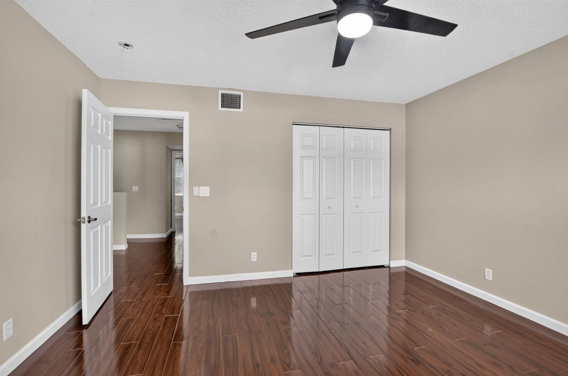 2557 Riverside Drive, Coral Springs, FL 33065 Photo