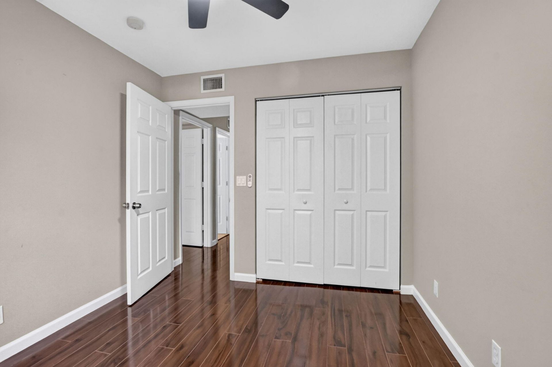 2557 Riverside Drive, Coral Springs, FL 33065 Photo