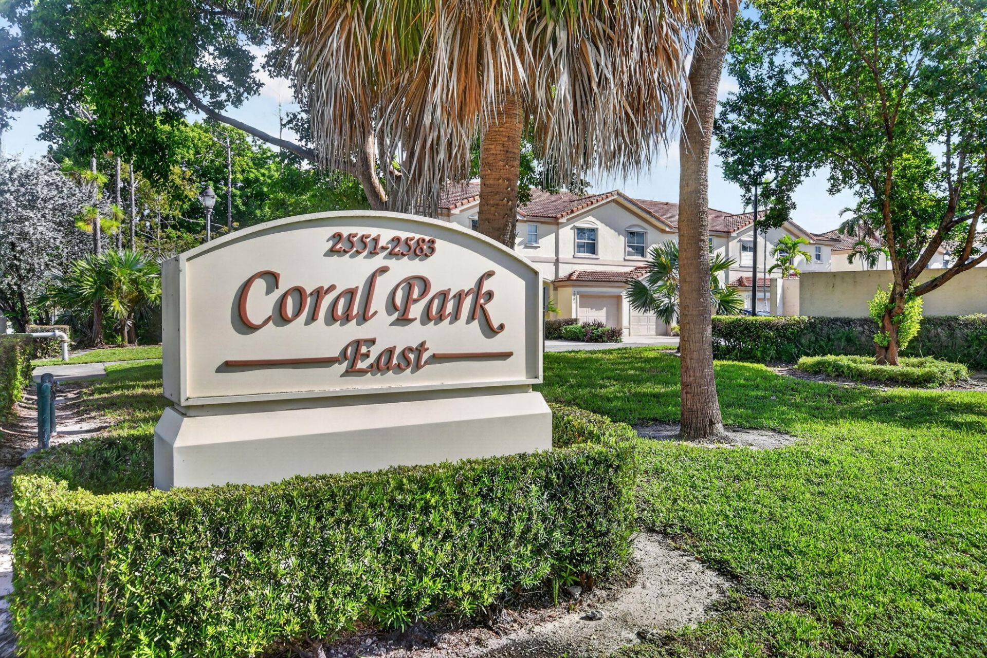2557 Riverside Drive, Coral Springs, FL 33065 Photo