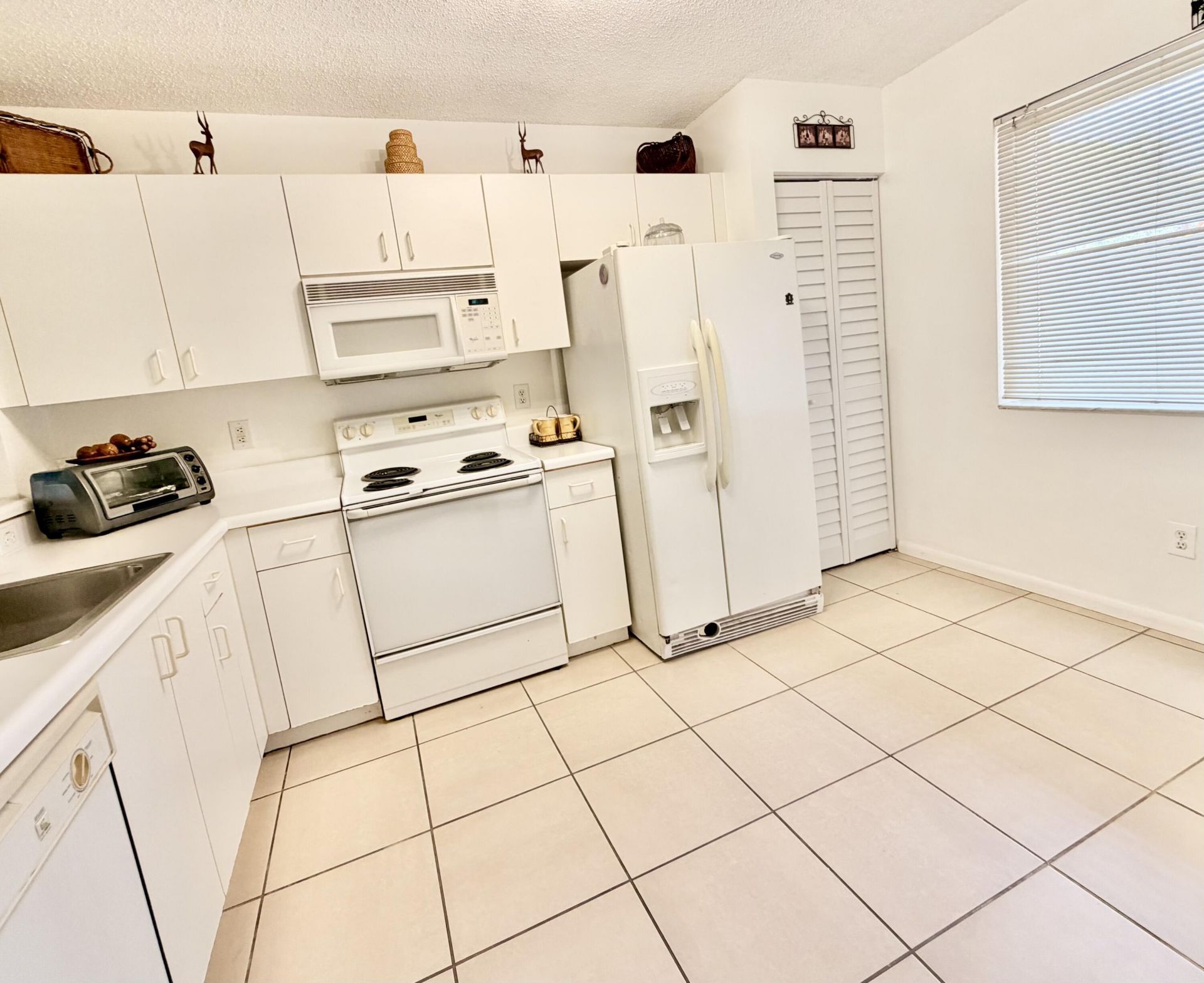 9511 Weldon Circle, Unit G108, Tamarac, FL 33321 Photo