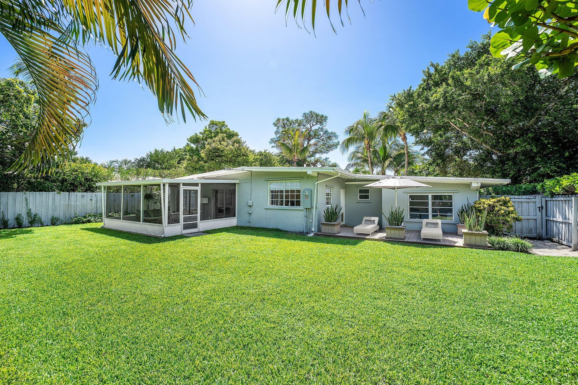 233 Lake Terrace, Delray Beach, FL 33444 Photo