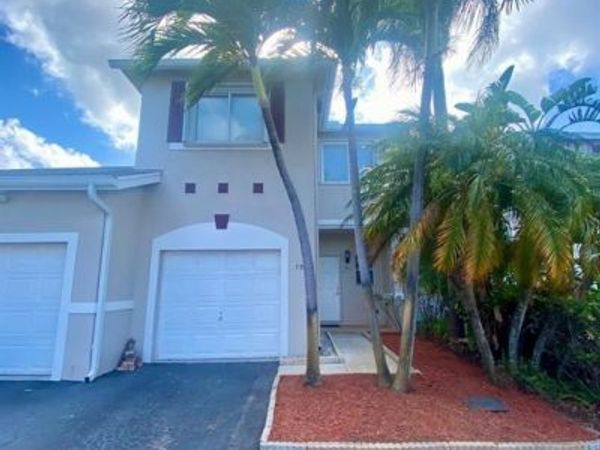 791 NW 42ND Place, Deerfield Beach, FL 33064
