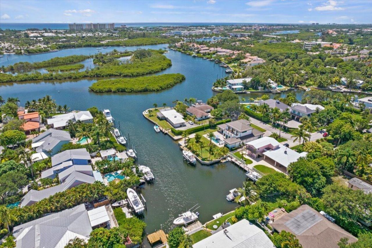 205 Body Court, Jupiter, FL 33477 Photo