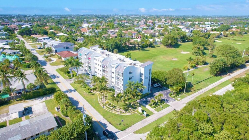 601 N Ocean Boulevard, Unit 203, Boca Raton, FL 33432 Photo