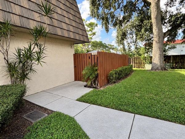 4039 Palm Bay Circle, Unit B, West Palm Beach, FL 33406