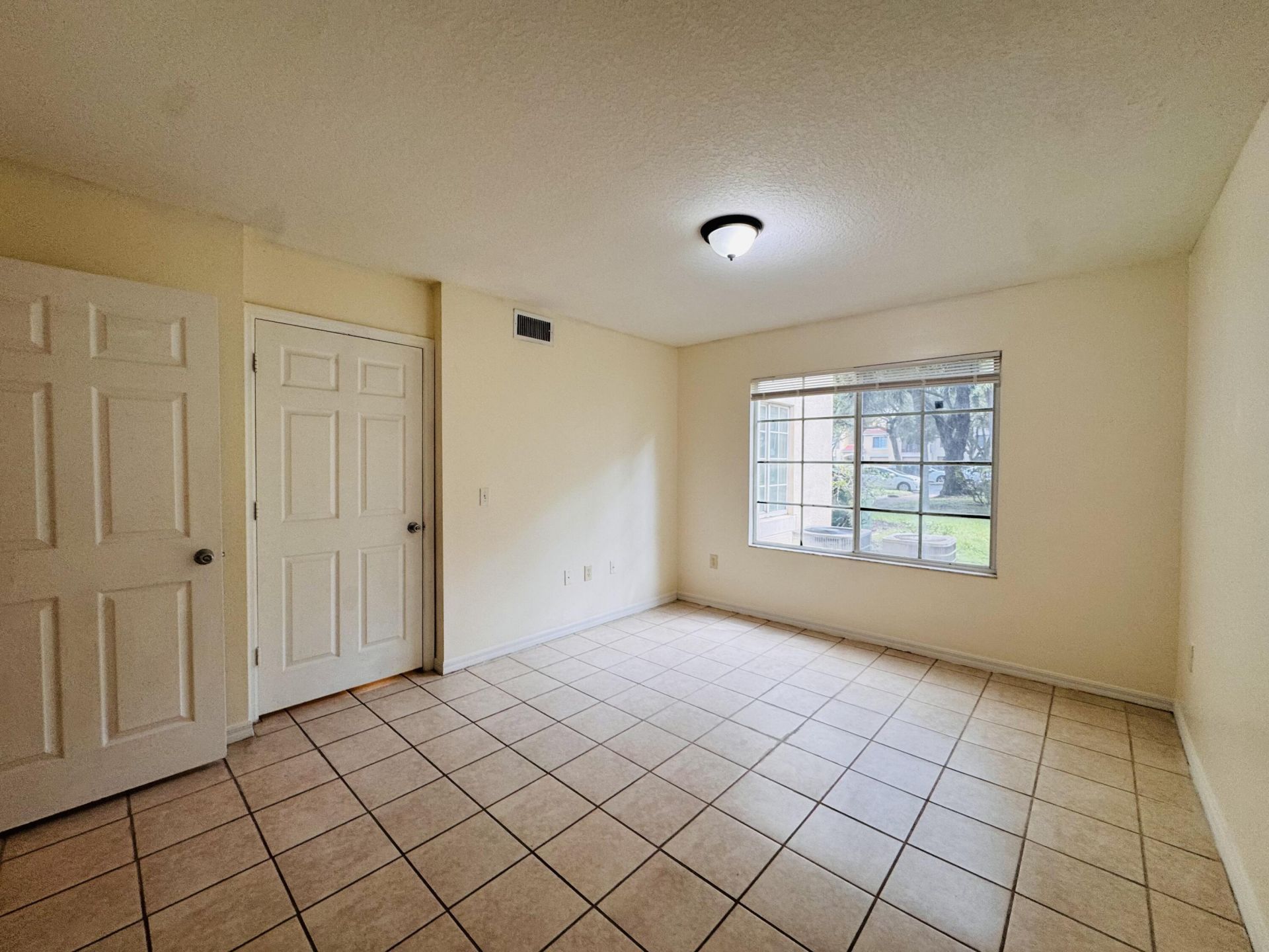 4271 San Marino Boulevard, Unit 103, West Palm Beach, FL 33409 Photo