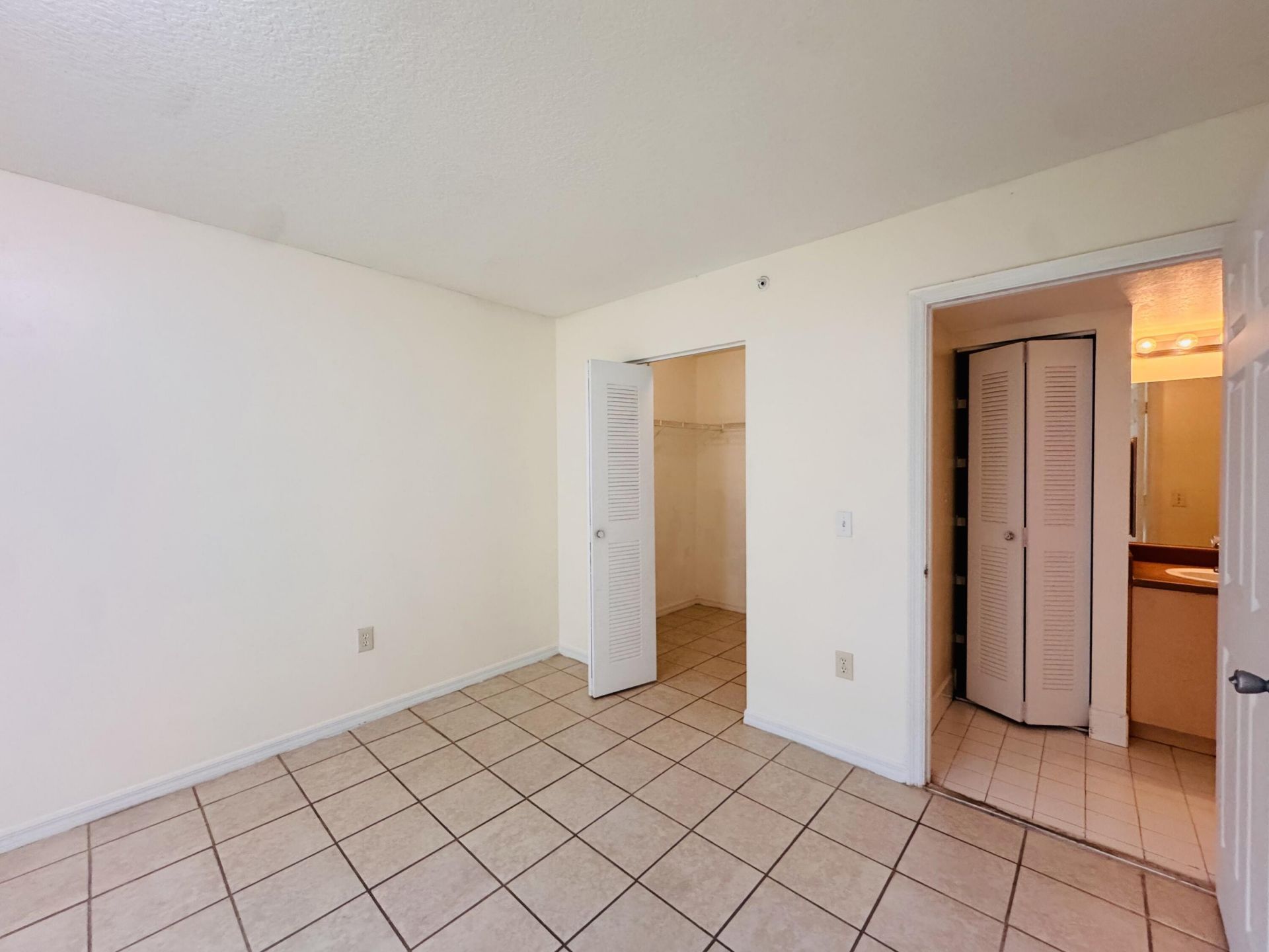 4271 San Marino Boulevard, Unit 103, West Palm Beach, FL 33409 Photo