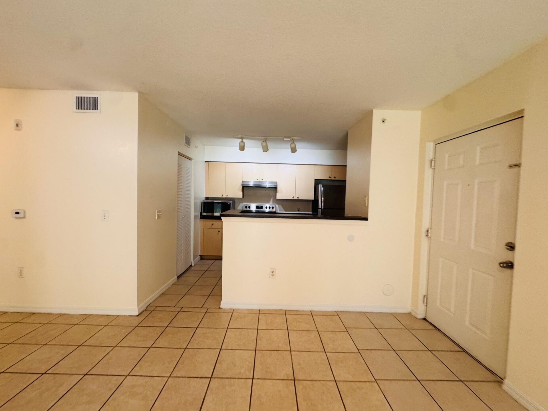 4271 San Marino Boulevard, Unit 103, West Palm Beach, FL 33409 Photo