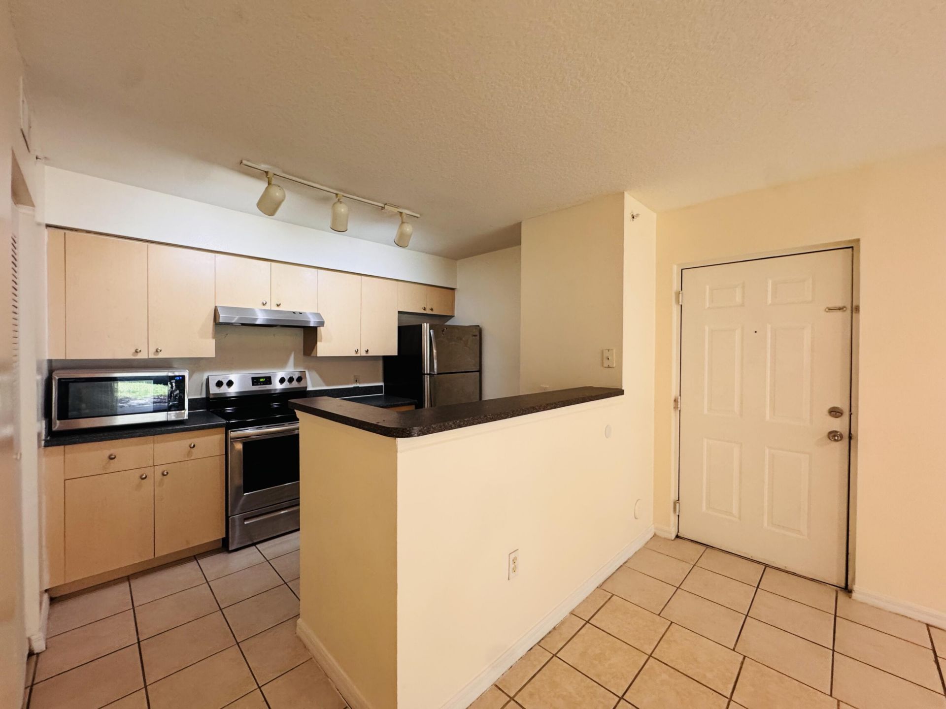 4271 San Marino Boulevard, Unit 103, West Palm Beach, FL 33409 Photo