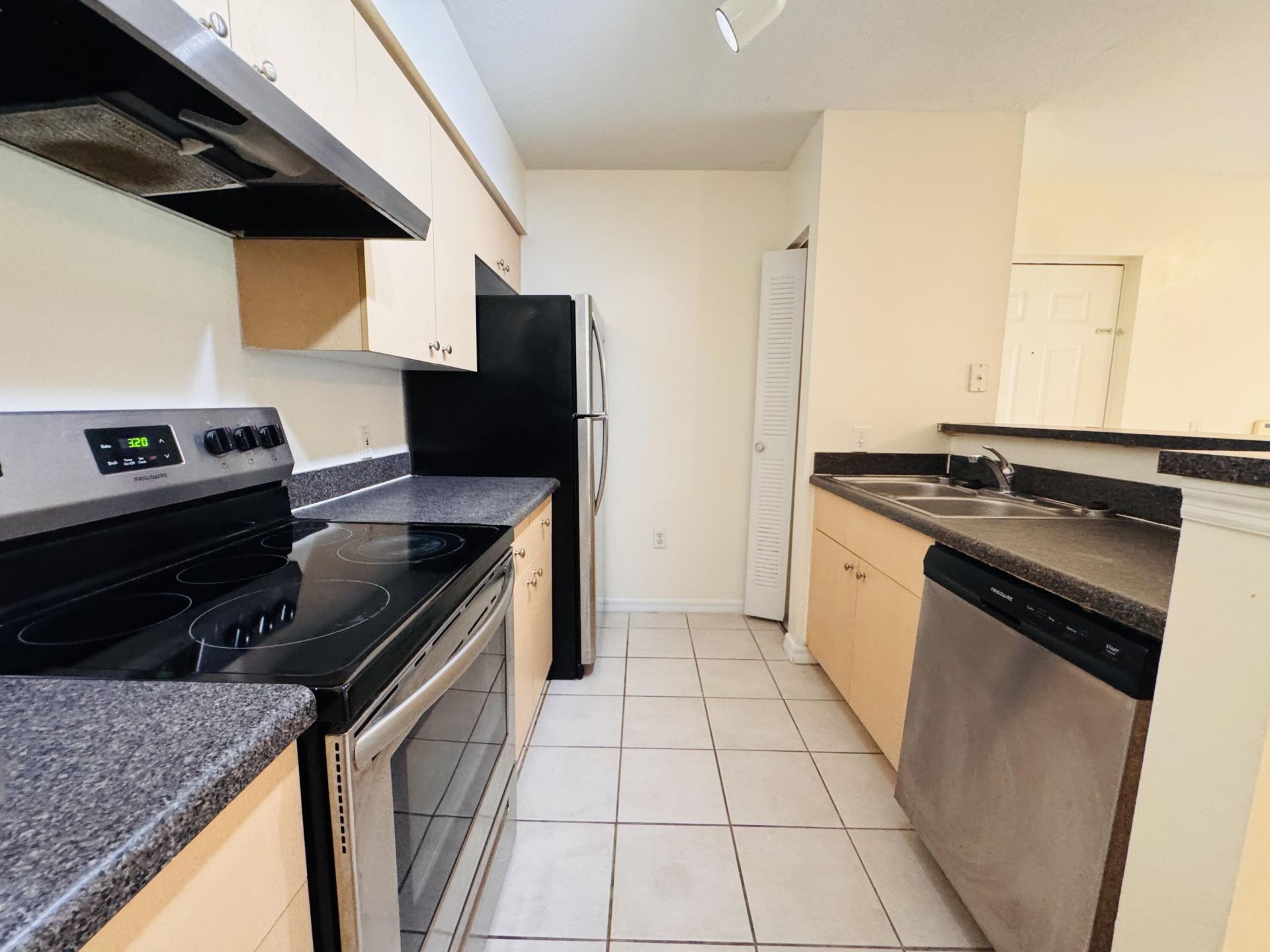 4271 San Marino Boulevard, Unit 103, West Palm Beach, FL 33409 Photo