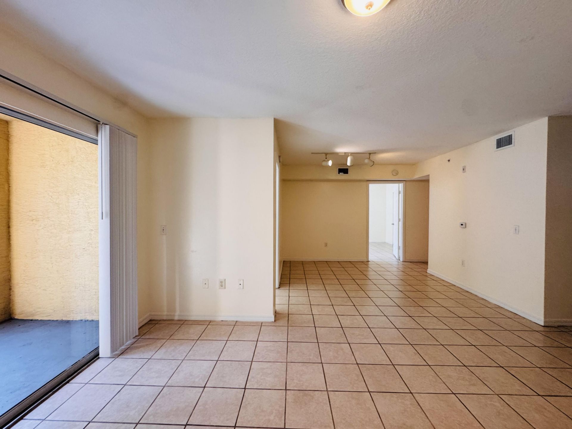 4271 San Marino Boulevard, Unit 103, West Palm Beach, FL 33409 Photo