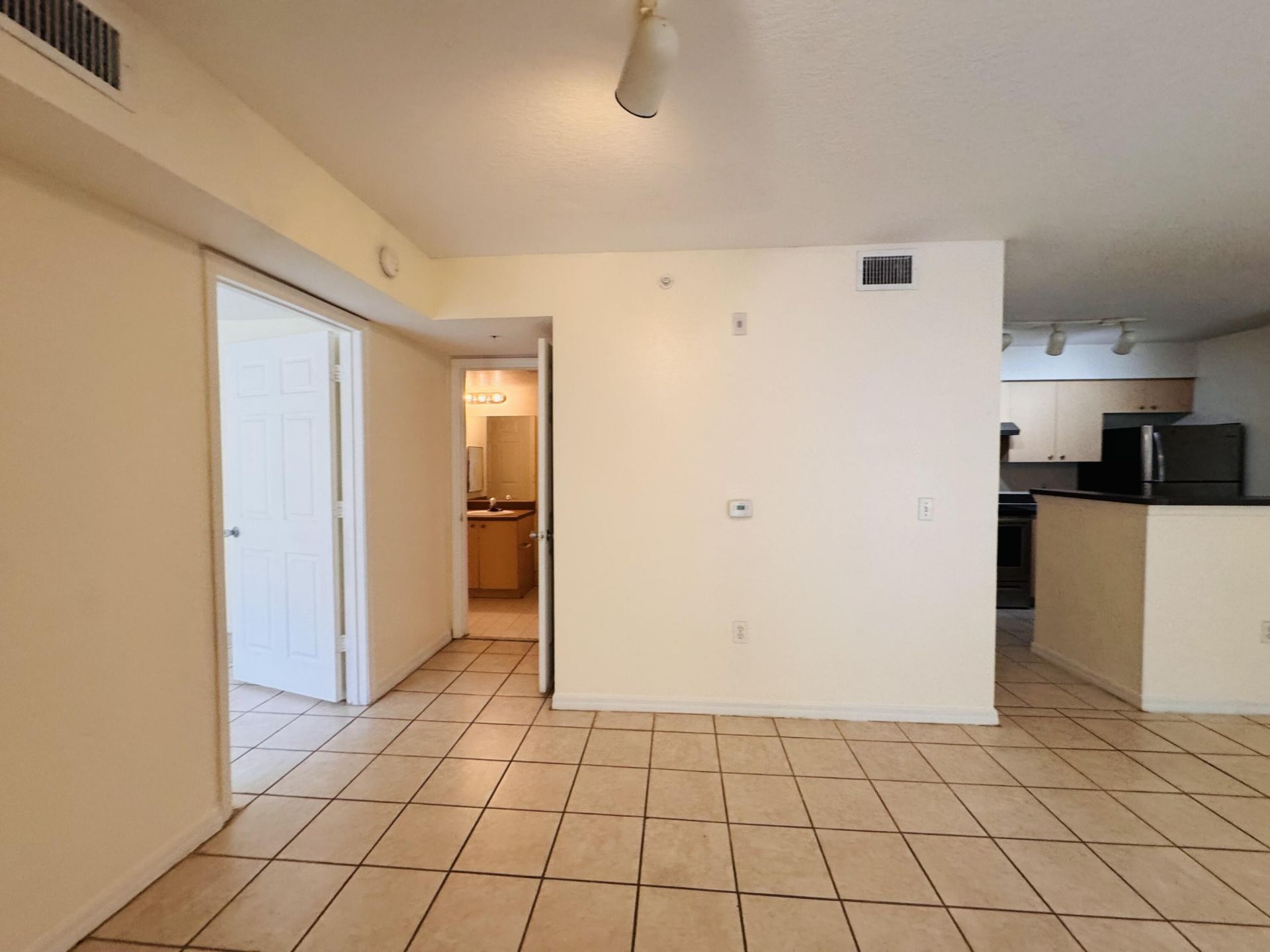 4271 San Marino Boulevard, Unit 103, West Palm Beach, FL 33409 Photo