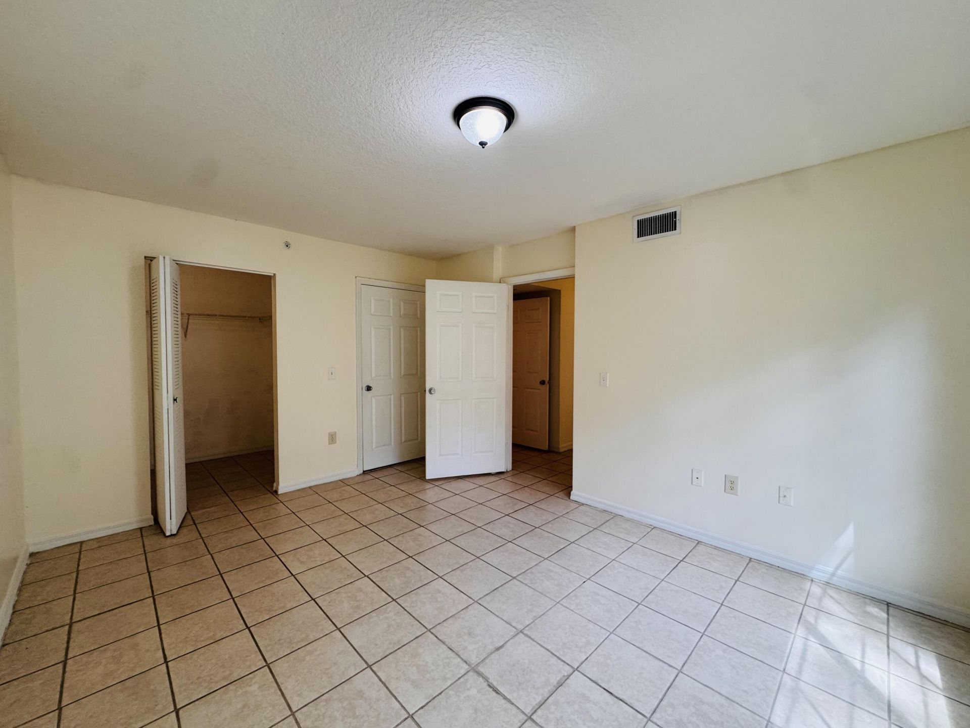 4271 San Marino Boulevard, Unit 103, West Palm Beach, FL 33409 Photo